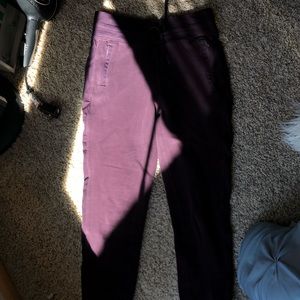 lulu sweatpants!